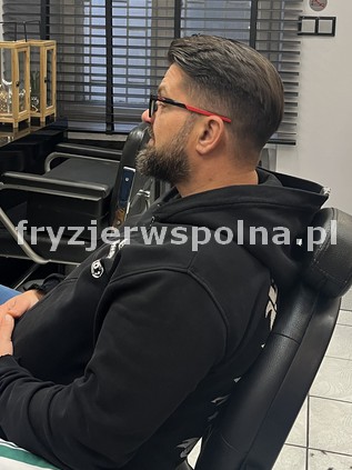 Fryzjer Wspólna 54A - Męski styl 31-08-2024