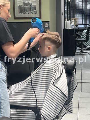 Fryzjer Wspólna 54A - Męski styl 24-04-2025