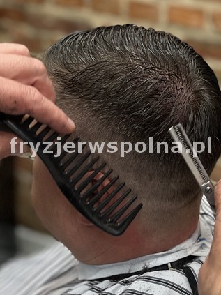 Fryzjer Wspólna 54A - Męski styl 24-04-2025